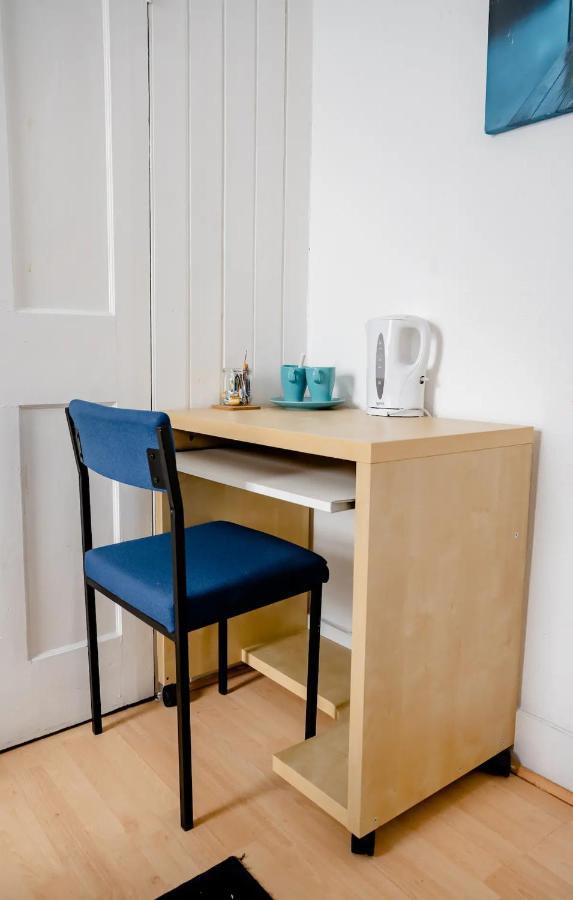 Homestay Near Tottenham Hotspur Stadium Лондон Екстериор снимка